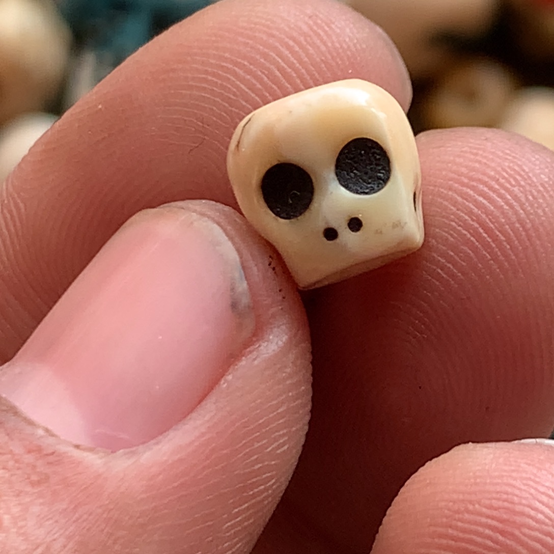 琉璃颈饰藏传小元素