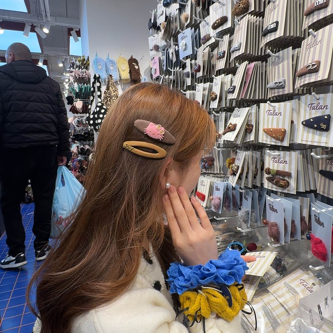 布艺非金属粉色kt拜拜夹