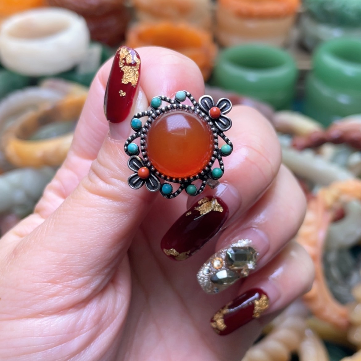 【闪购商品】石英质玉手镯未镶嵌