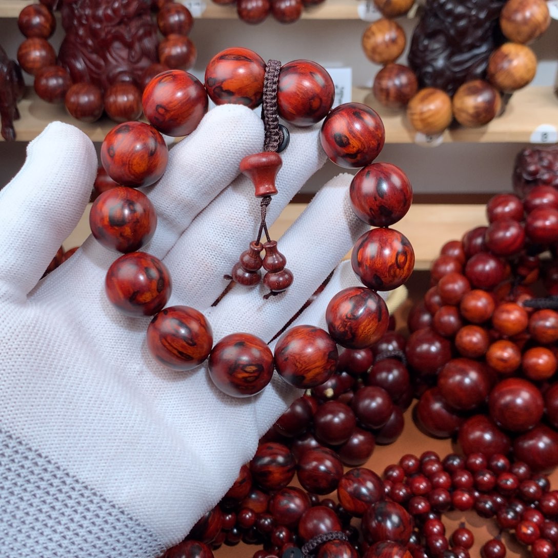 小***虫染料紫檀（血檀）1.8泥料芝麻花-火焰纹