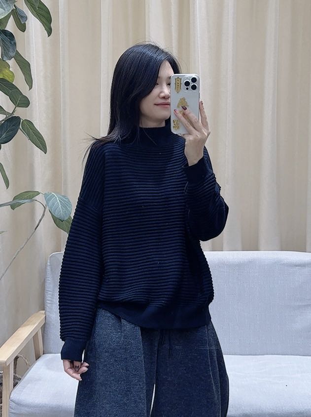 新款横条纹纯色针织衫洋气短款宽松韩版打底衫圆领JC    25663