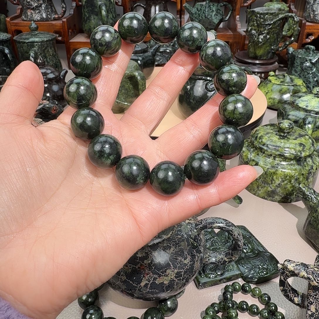 钰****蛇纹石玉未镶嵌藏玉药王石精美茶壶