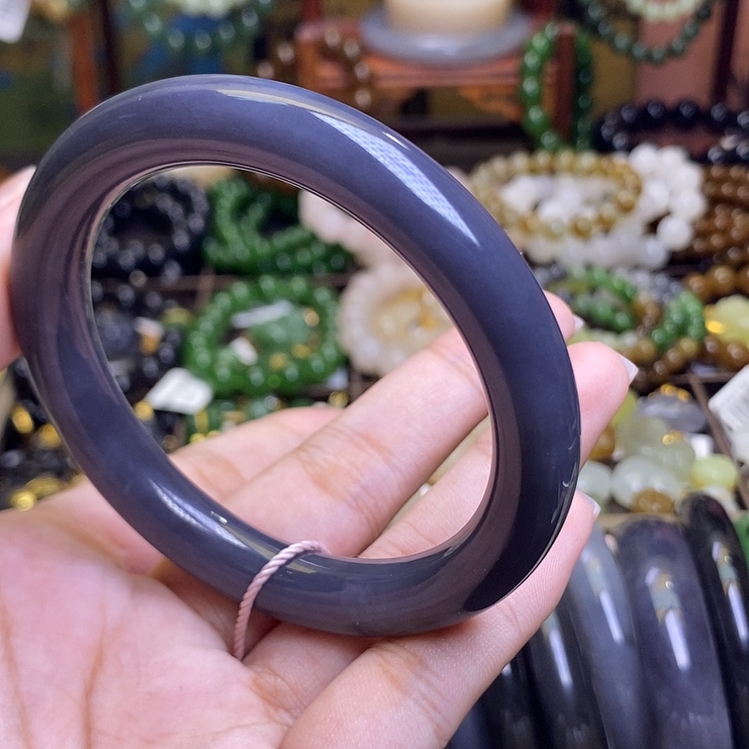 和田玉未镶嵌颈饰浓烟紫老矿料圆条手镯57