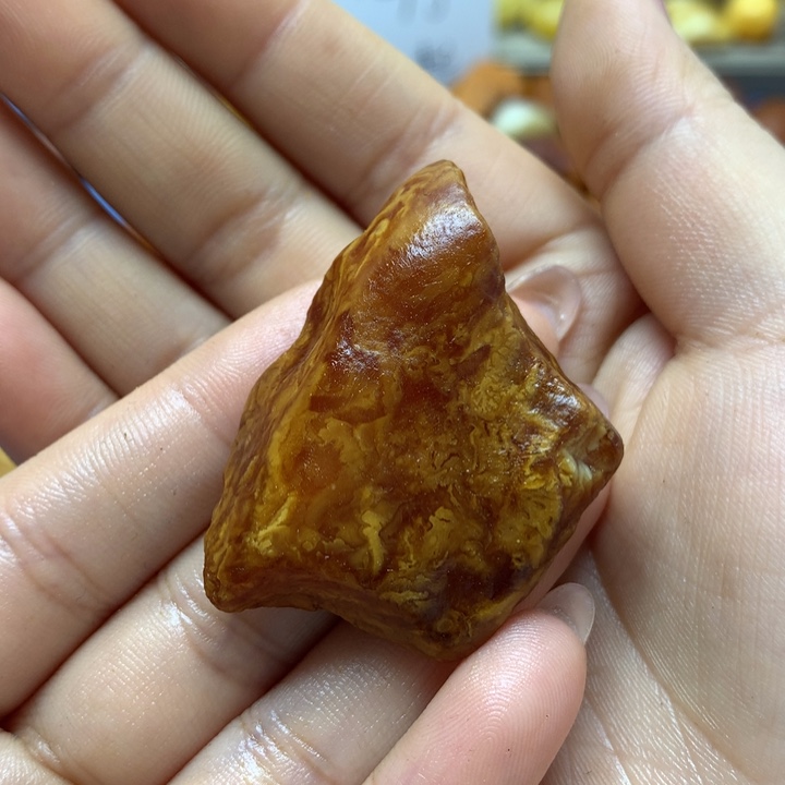 未镶嵌定制琥珀飞***迪蜜蜡工坊原石定制