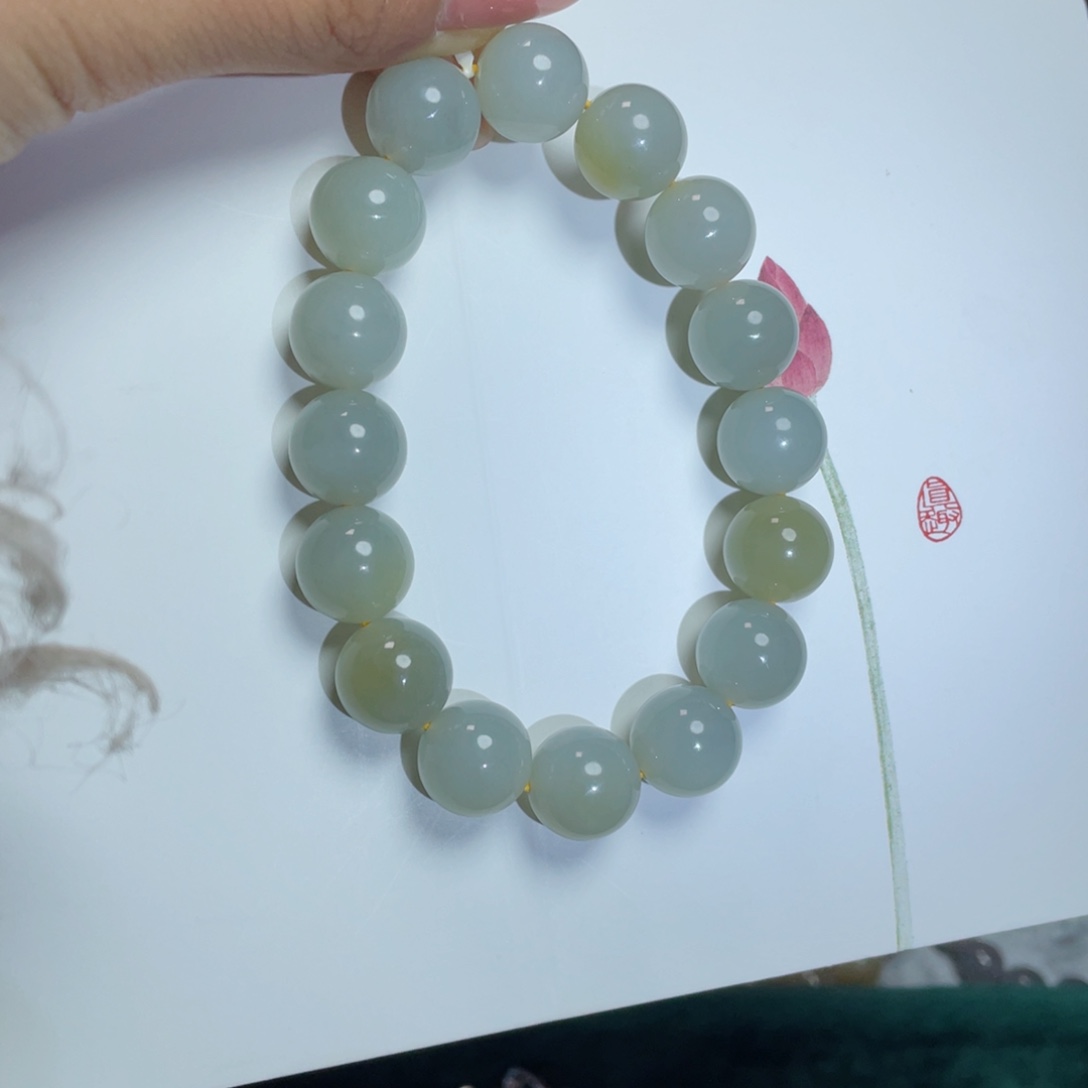 未镶嵌和田玉手链奶蓝
