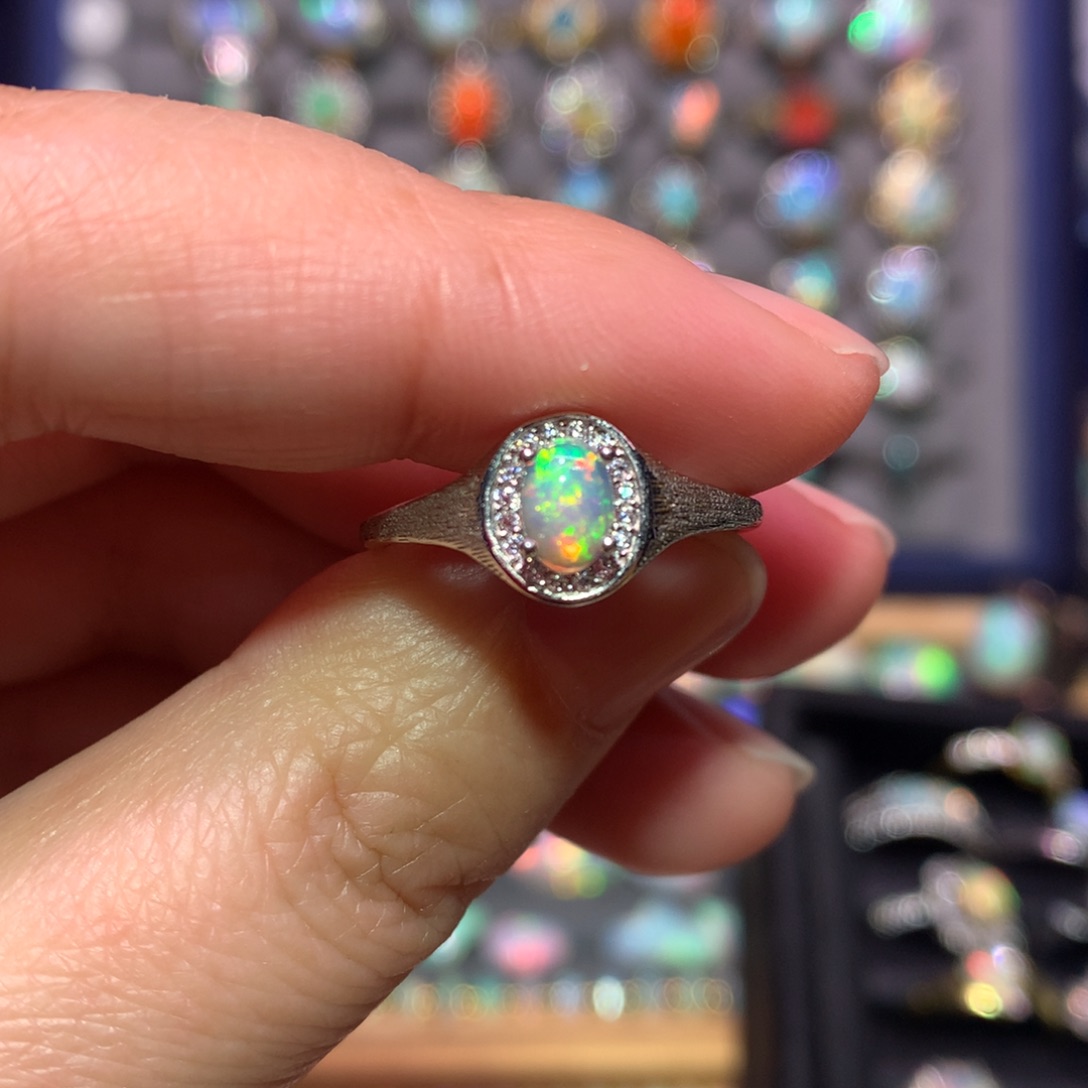 银S925镶嵌欧泊特价不退换