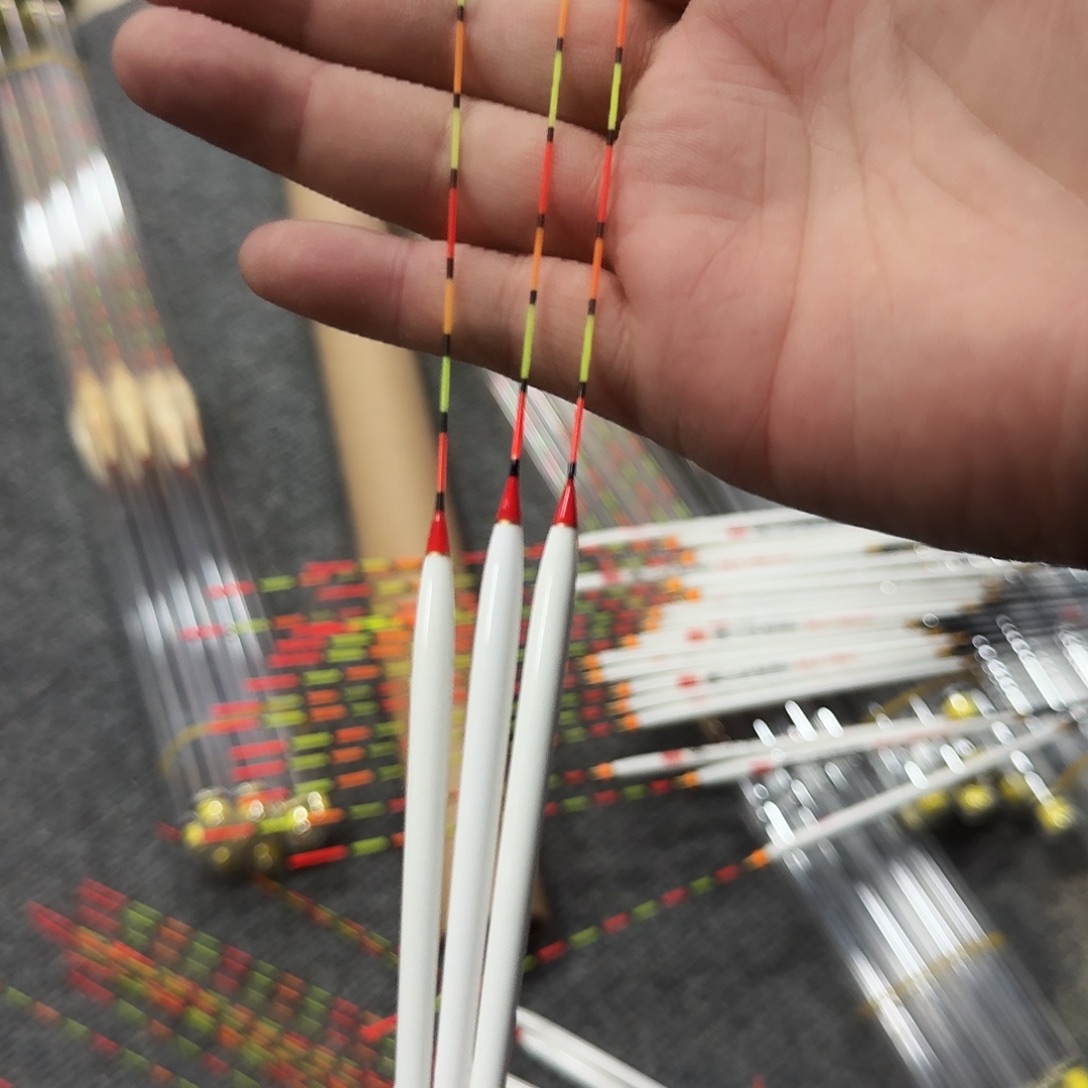 善***生孔雀羽细尾白色浮漂一套