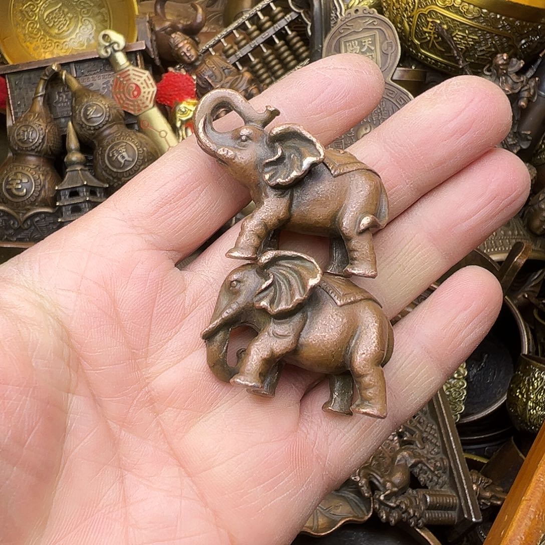 精品铜器，精美文玩