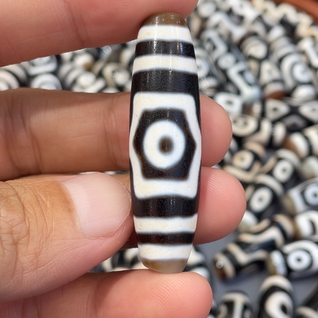 风***甬玛瑙/玉髓颈饰未镶嵌