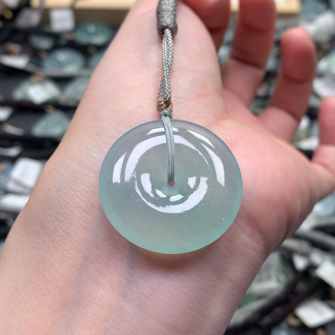 翡翠颈饰未镶嵌00000000000