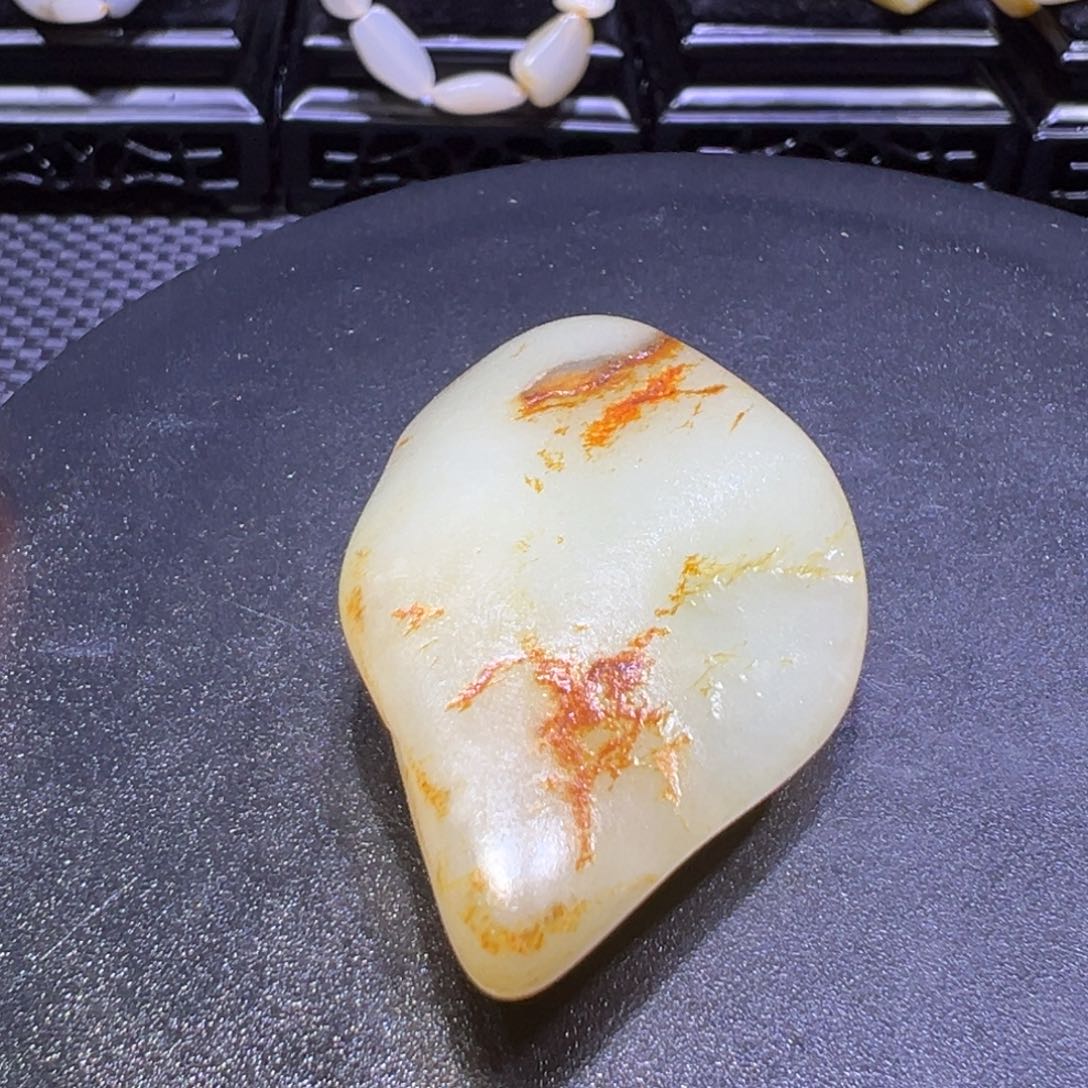 和田玉（子料）未镶嵌颈饰40克-92