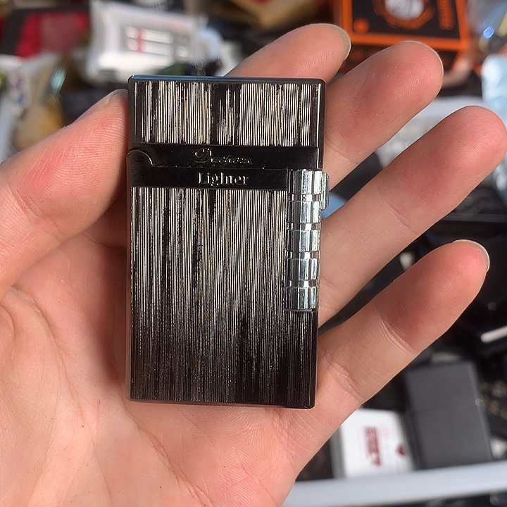 70号侧滑气机打火机一个