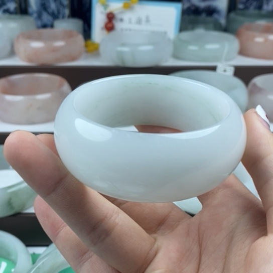 石英质玉（金丝玉）未镶嵌手镯