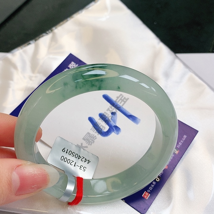 翡翠手镯未镶嵌缅甸天然a货翡翠