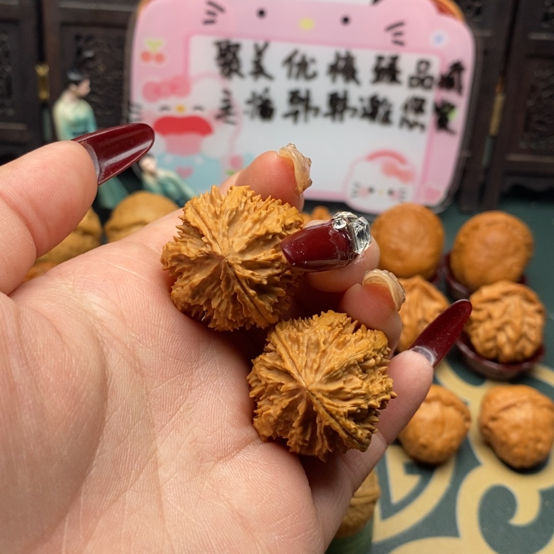 文玩核桃把件蚂蚁八棱
