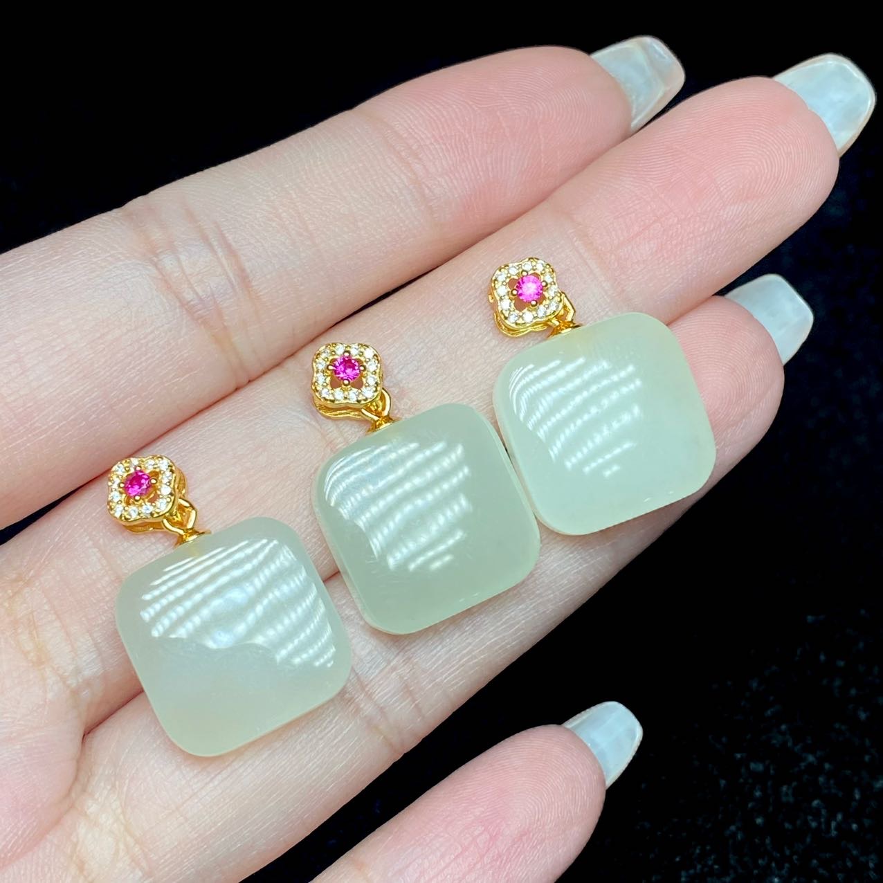 19 DS13655 S925银和田玉吊坠-多样性发其一-14.5*14.5*5mm（JG）