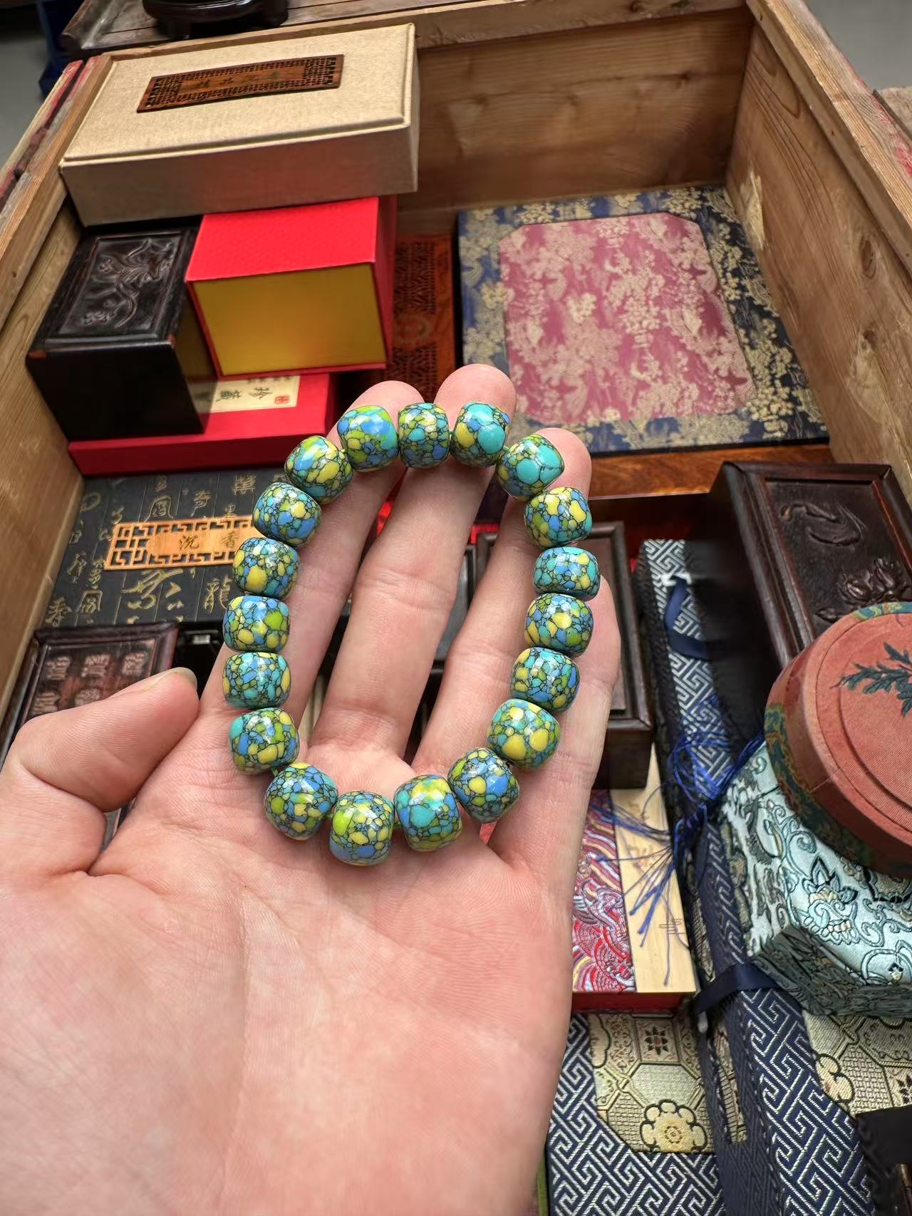 【闪购商品】天然原矿绿绿唐三彩