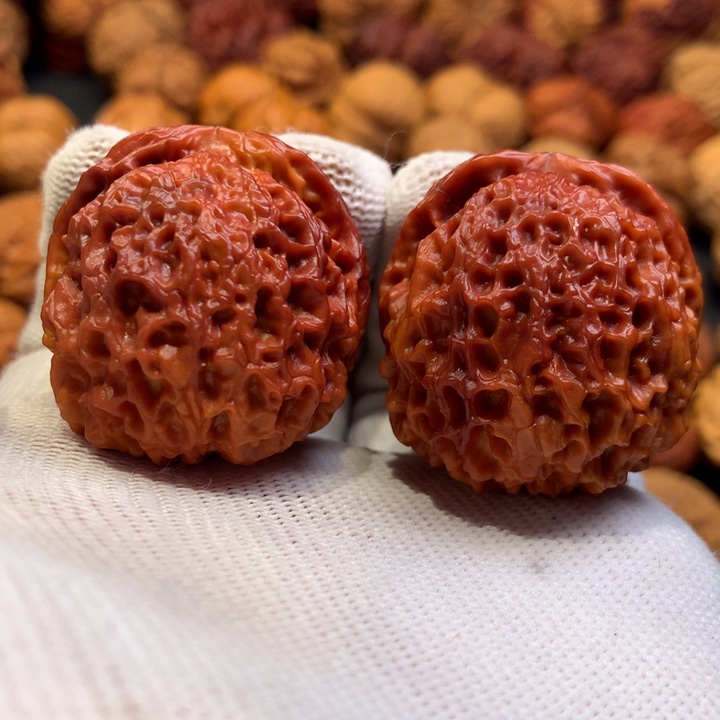 文玩核桃吊坠21……….