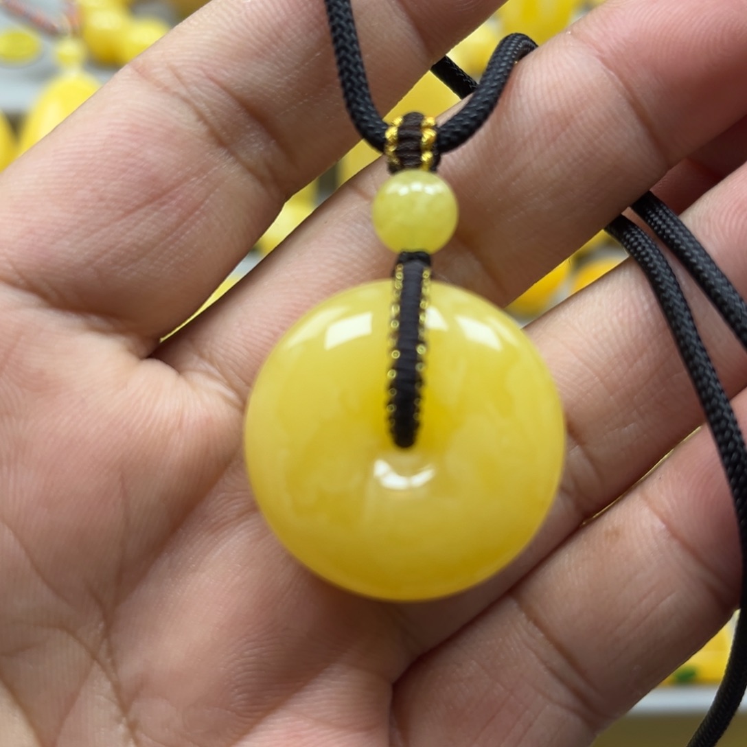 蜜蜡珠宝奇石未镶嵌