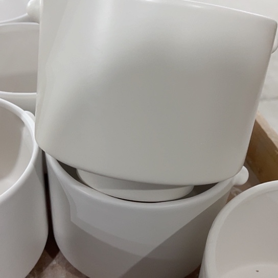 多肉绿植陶瓷花盆9.9包邮，有孔