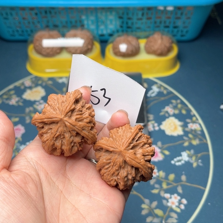 文玩核桃把件43三棱