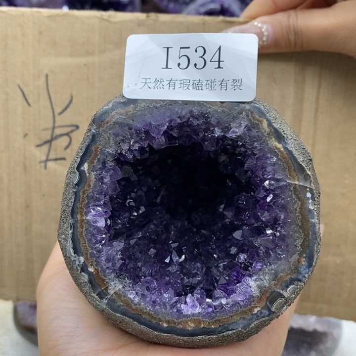 水晶大型摆件（非配饰）未镶嵌