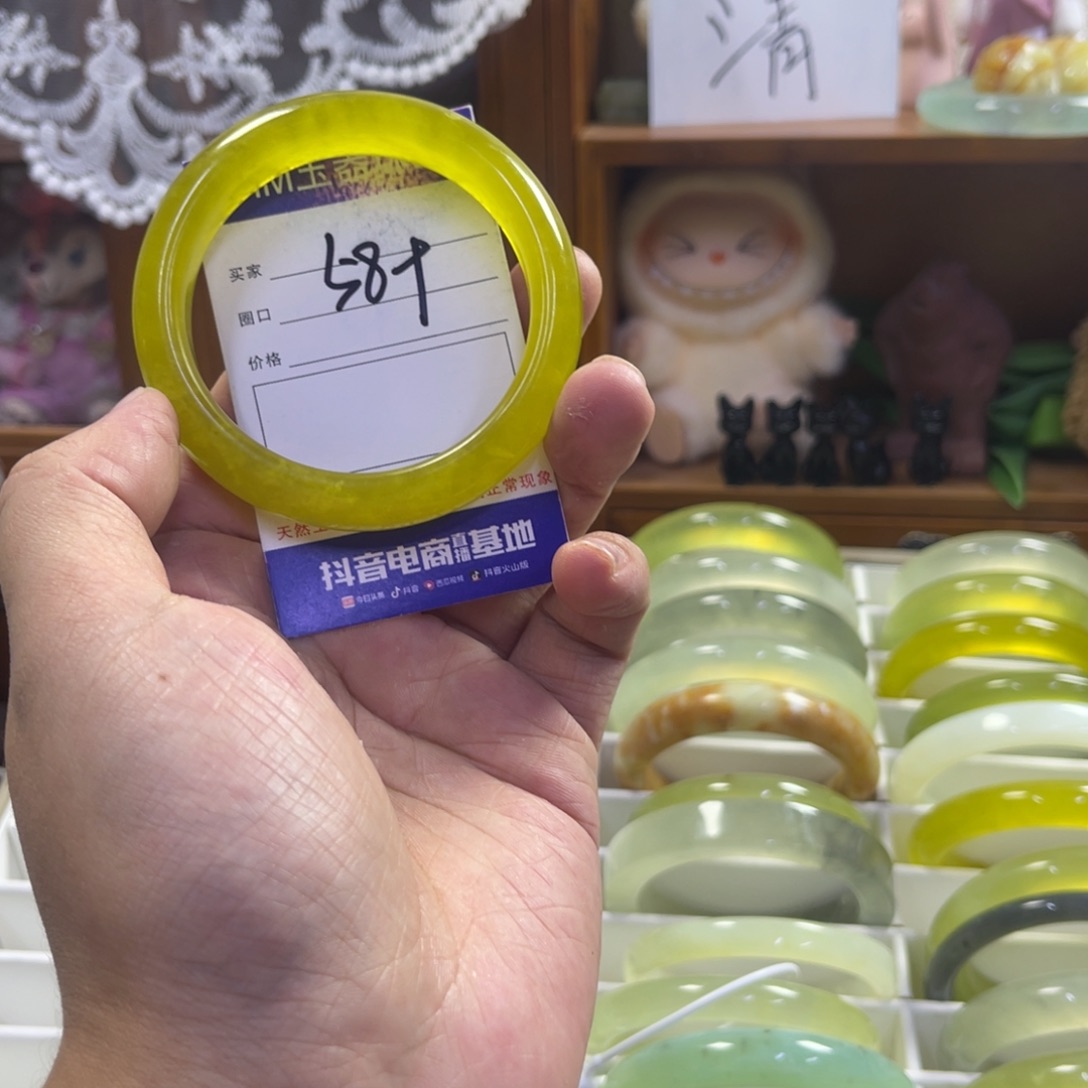 蛇纹石玉未镶嵌手镯343
