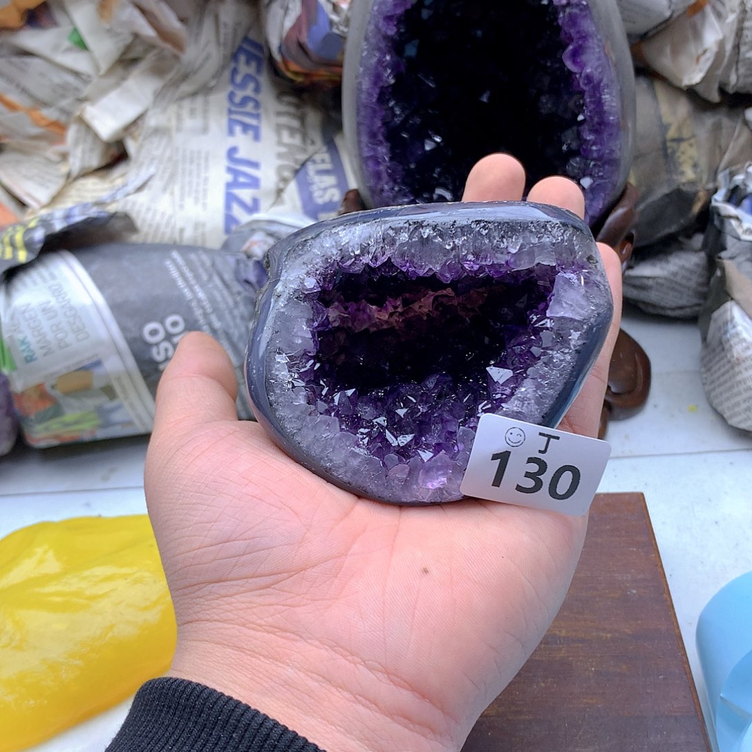 紫晶大型摆件（非配饰）未镶嵌