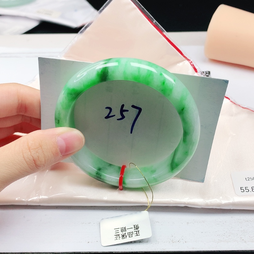 【闪购商品】翡翠手镯未镶嵌缅甸天然a货手镯55+