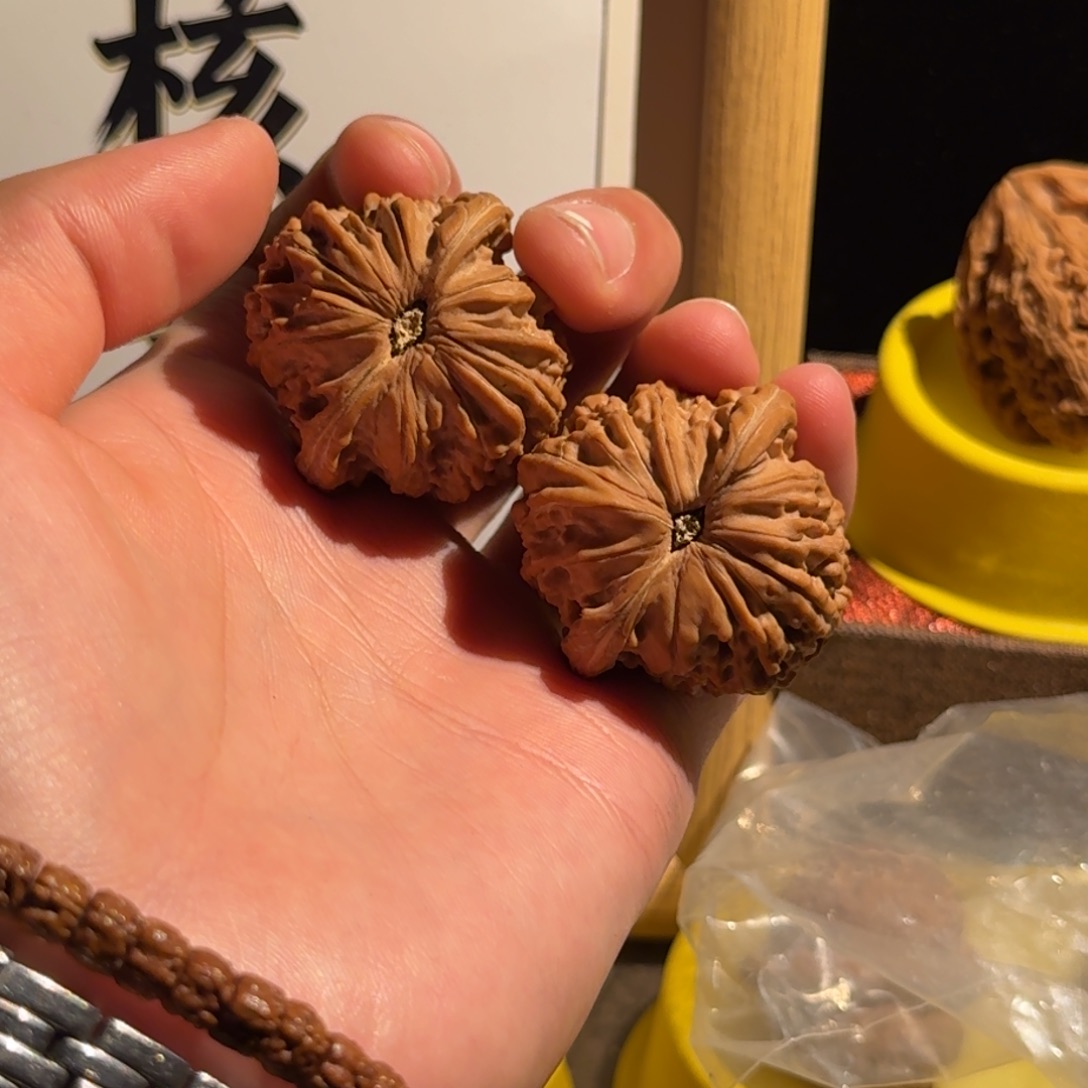 刘***美核桃福利红皮磨盘