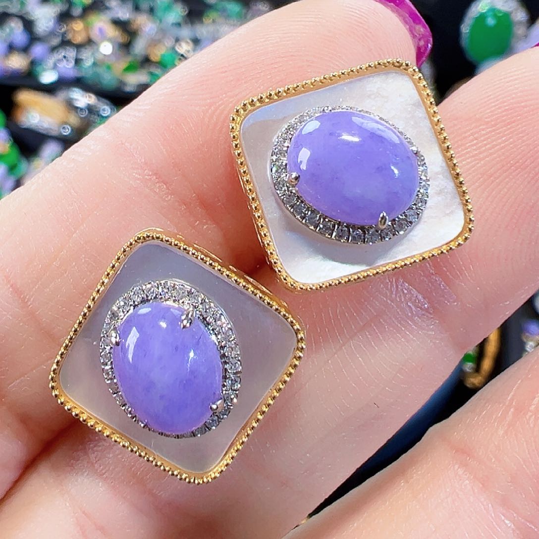 翡翠耳饰18K金镶嵌签收后24小时鉴赏期