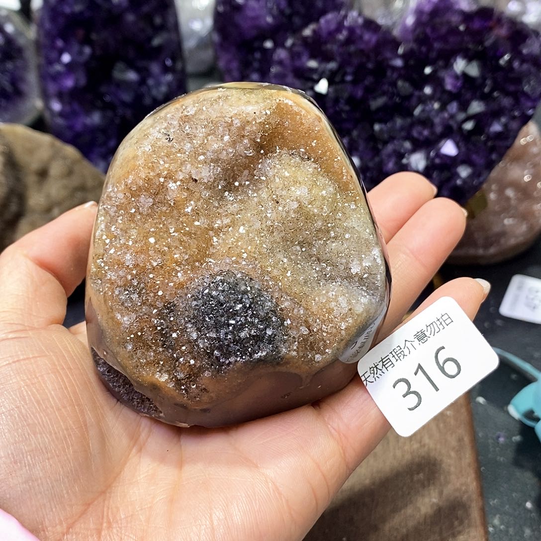 水晶大型摆件（非配饰）未镶嵌