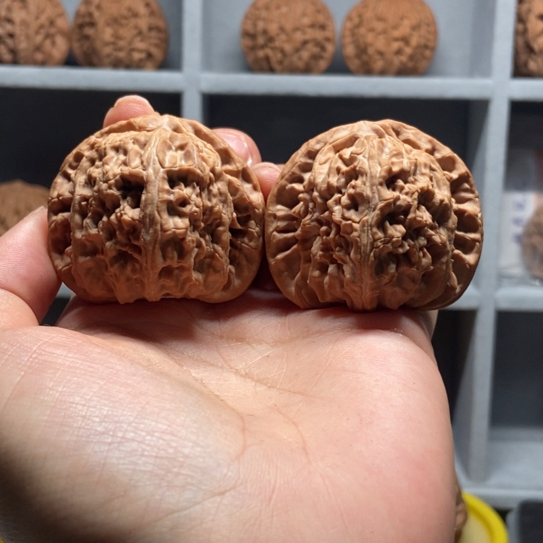 桃***间文玩核桃吊坠全品42白狮子