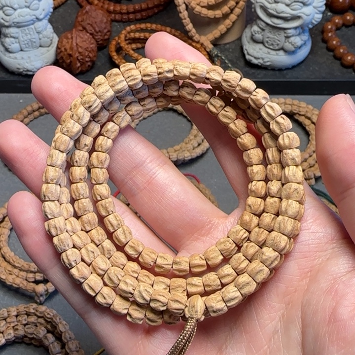 手串柏香籽/百香籽刀锋龙脊