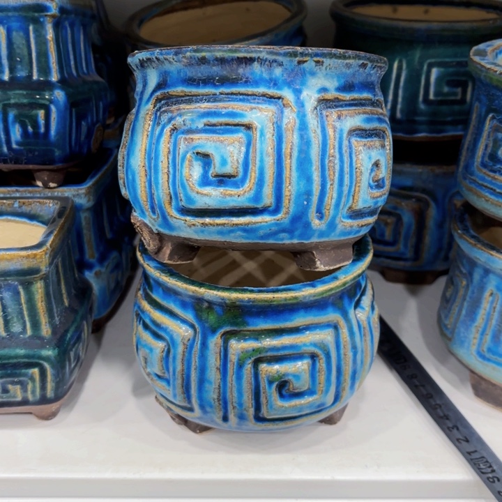 红陶内口10.5高9.7左右