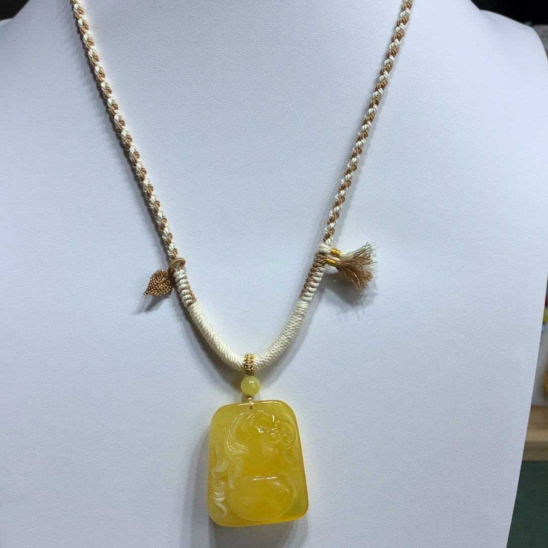 蜜蜡颈饰未镶嵌吊坠