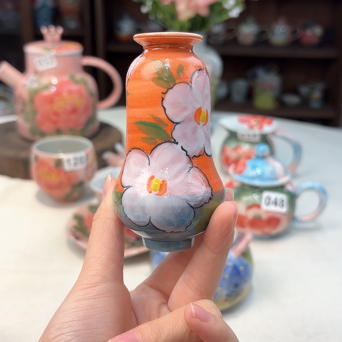 瓷片兔兔好可爱呀