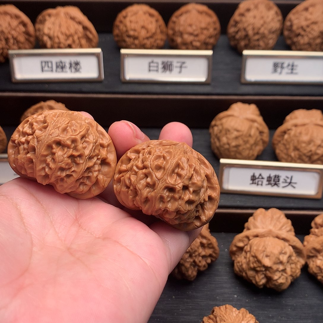 文玩核桃吊坠78号宫灯42