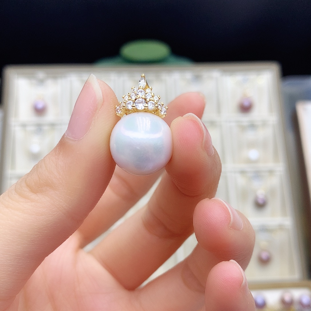 淡水珍珠颈饰合金