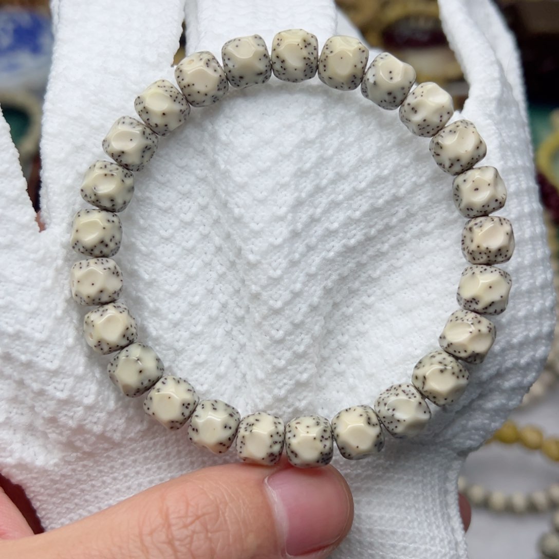 星月菩提手串9改 通体留白