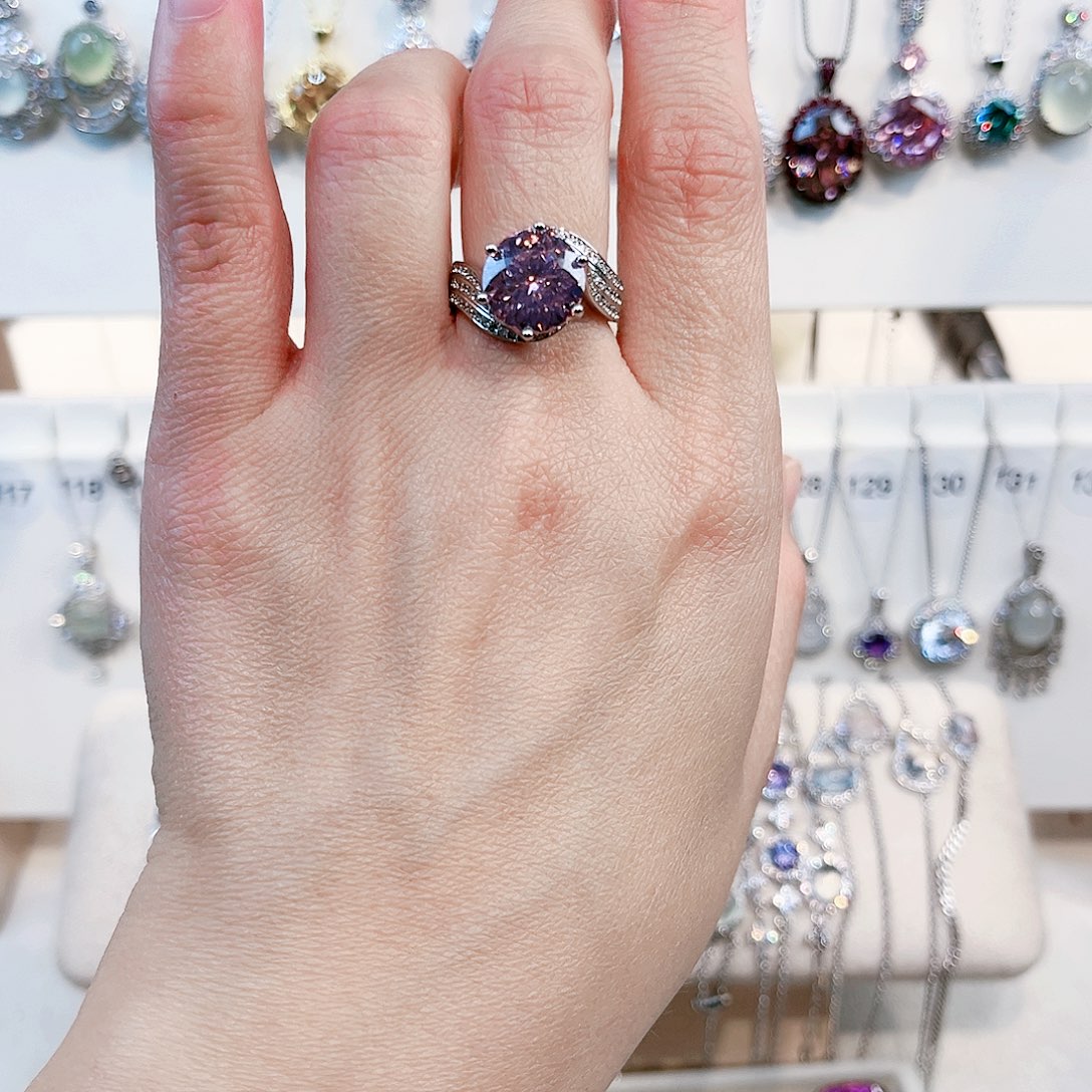 痴****芙蓉石银S925镶嵌戒指