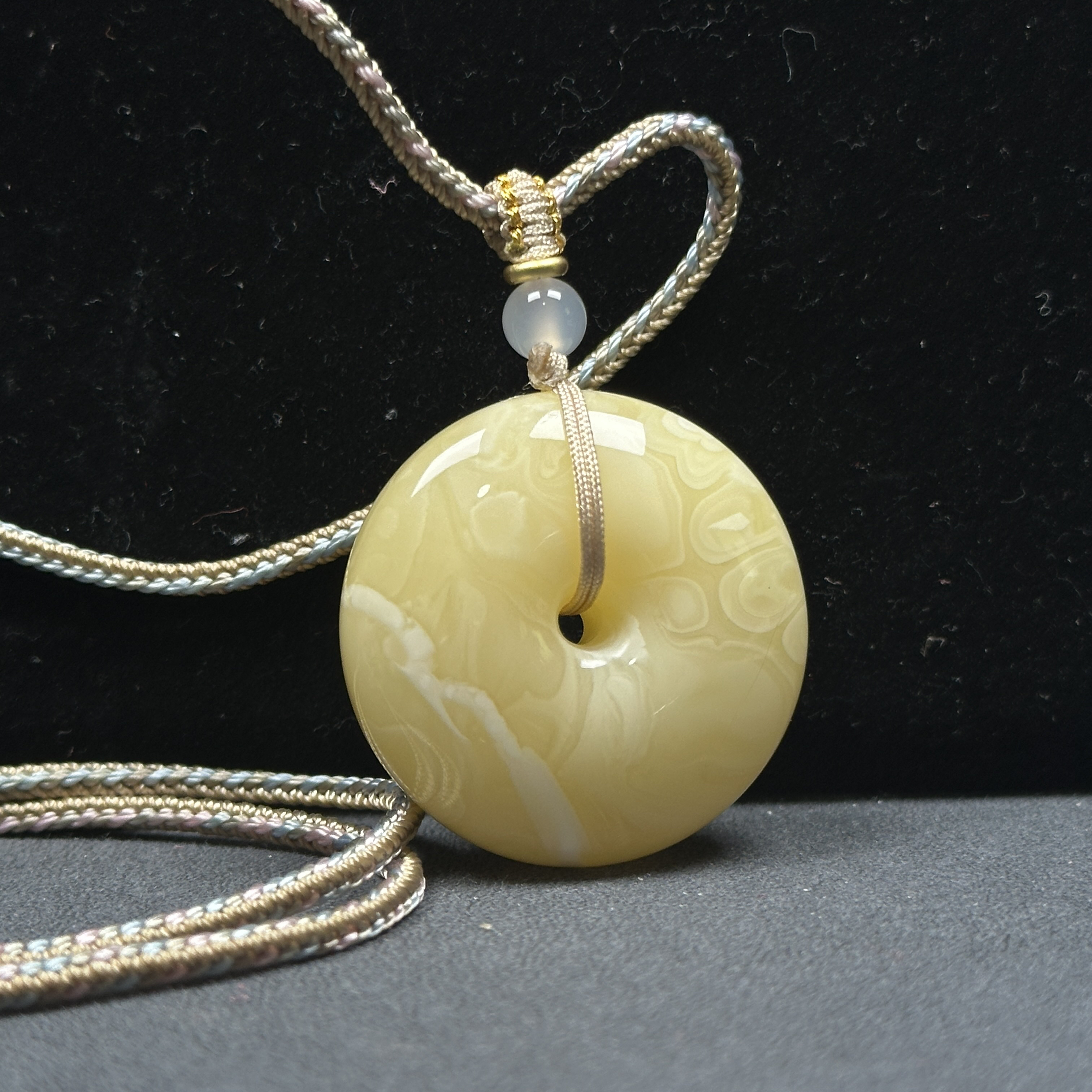 M4470天然原矿蜜蜡 鸡油黄公主扣 35*14mm抖音基地质检发货