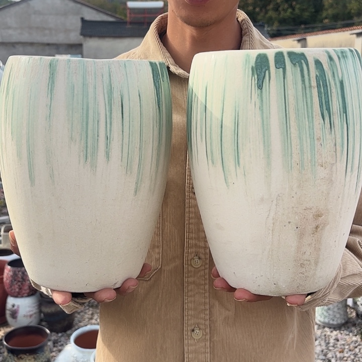 绿蛋壳瑕疵两个口径16高度23
