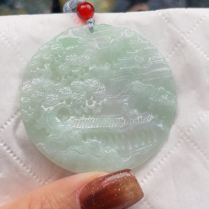 翡翠未镶嵌颈饰挂件