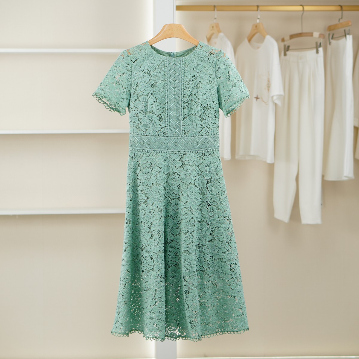 麦迪尚品【设计师】40610125 时尚镂空连衣裙夏季女装品牌折扣