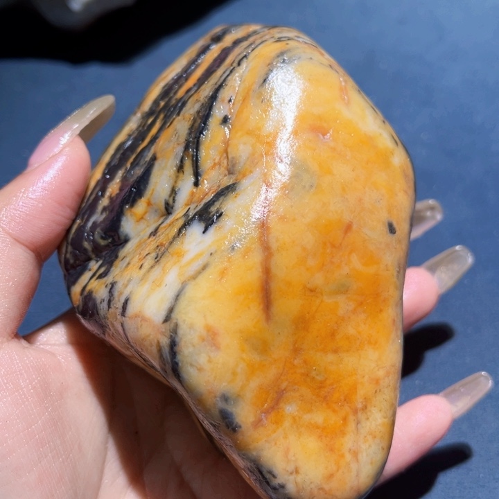 和田玉（糖玉）未镶嵌珠宝奇石