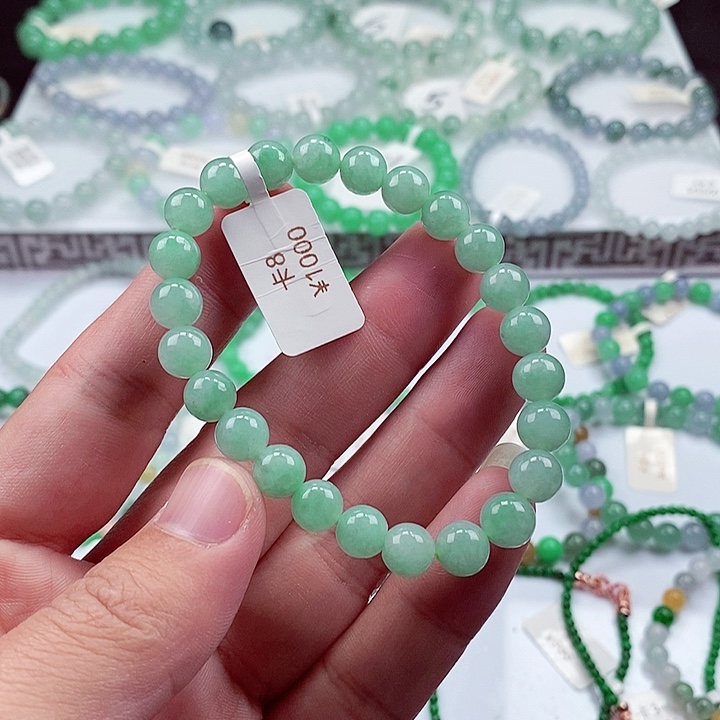 翡翠手链未镶嵌卡8