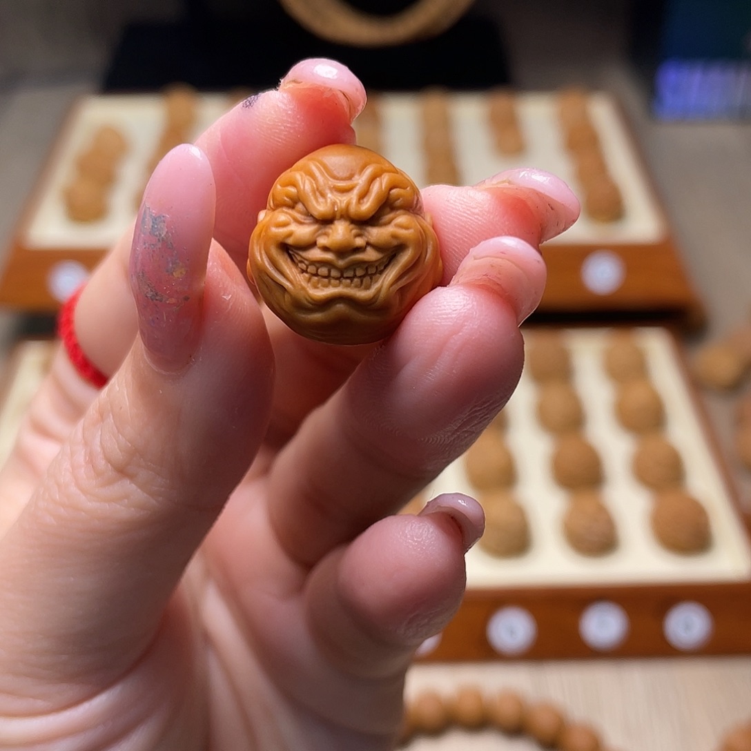 猴头核桃把件l*安18左右猴头核桃