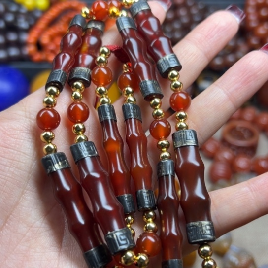 玛瑙/玉髓颈饰未镶嵌