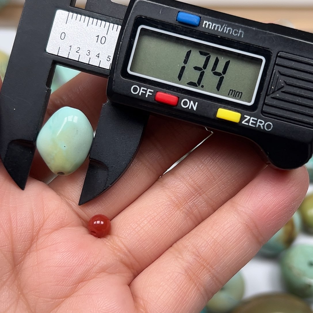 南红玛瑙未镶嵌珠宝奇石